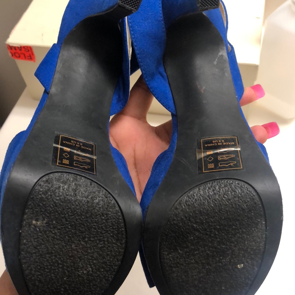 Blue platform heels - Picture 3 of 3